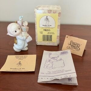 Precious Moments - Bundles of Joy (ornament) - 525057 - 1990